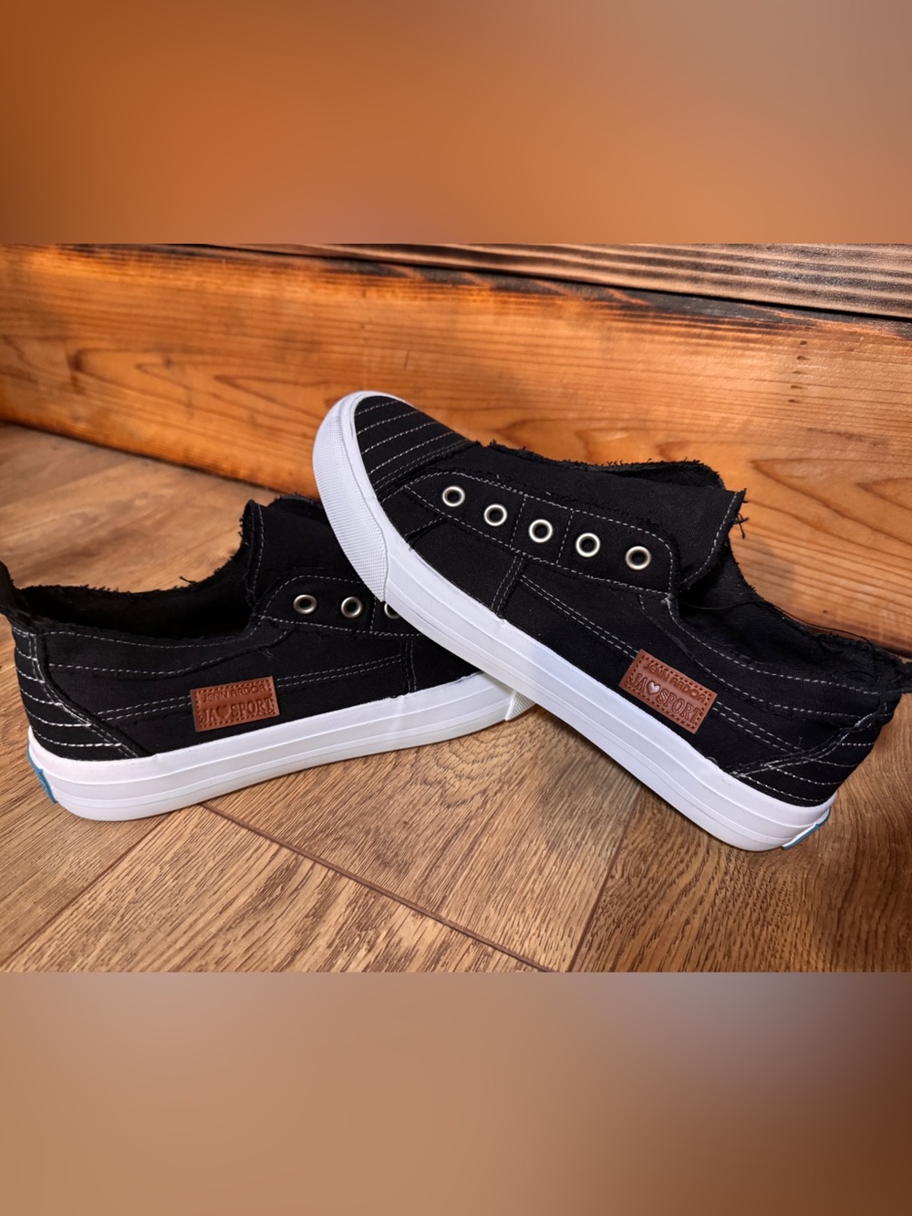 NEW Jenn Ardor Women’s Canvas Sneakers | Size 8.5 like Rocket Dogs | Frayed